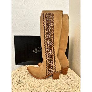 Agave Sky Tan Knee High Heeled Western Leather Boots Size 7 New